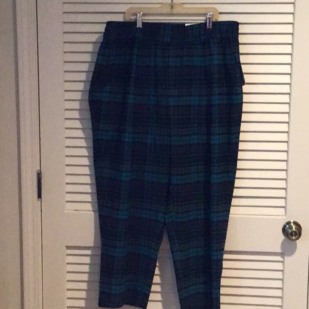 On 34th Plaid women’s Bottoms in Blue and Green Relaxed Fit